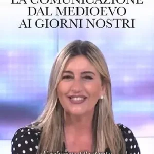 La comunicazione dal Medioevo ai giorni nostri. L’evoluzione della stampa nella storia, giornalismo e media. Con Segnalibro Super Prezzo