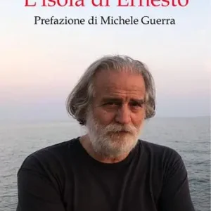 L‘isola di Ernesto. Appunti di viaggio alla ricerca di un personaggio Prezzo Conveniente