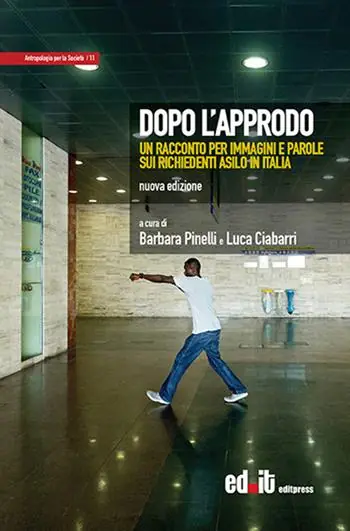Compra Oggi Stesso Dopo l’approdo. Un racconto per immagini e parole sui richiedenti asilo in Italia. Ediz. illustrata